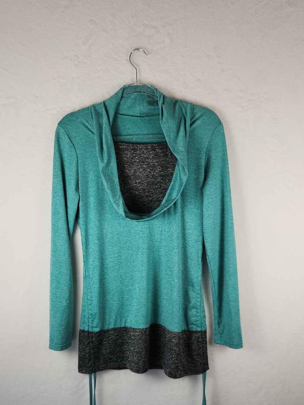 Teal‎ Cowl Neck Long Sleeve Shirt with Charcoal Grey Hem Women's Size Large